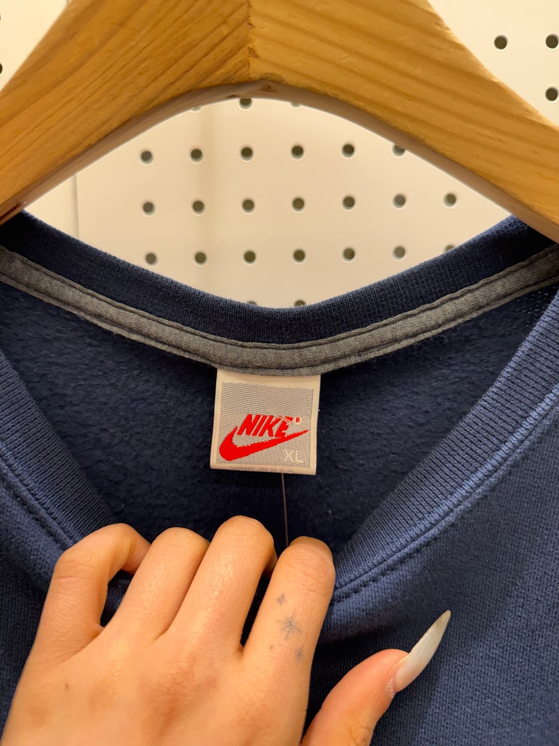 나이키 올드스쿨 빅로고 네이비 맨투맨 U1018 상품이미지5