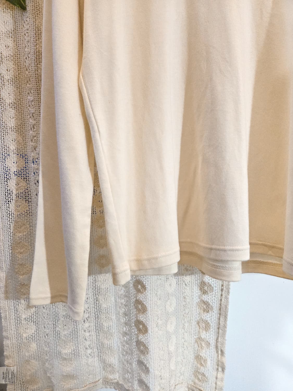 아이보리 목폴라 슬리브 상품이미지3