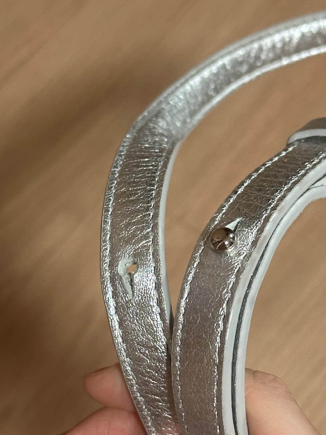 오소이 BELTED BROCLE_SMALL 실버 상품이미지4