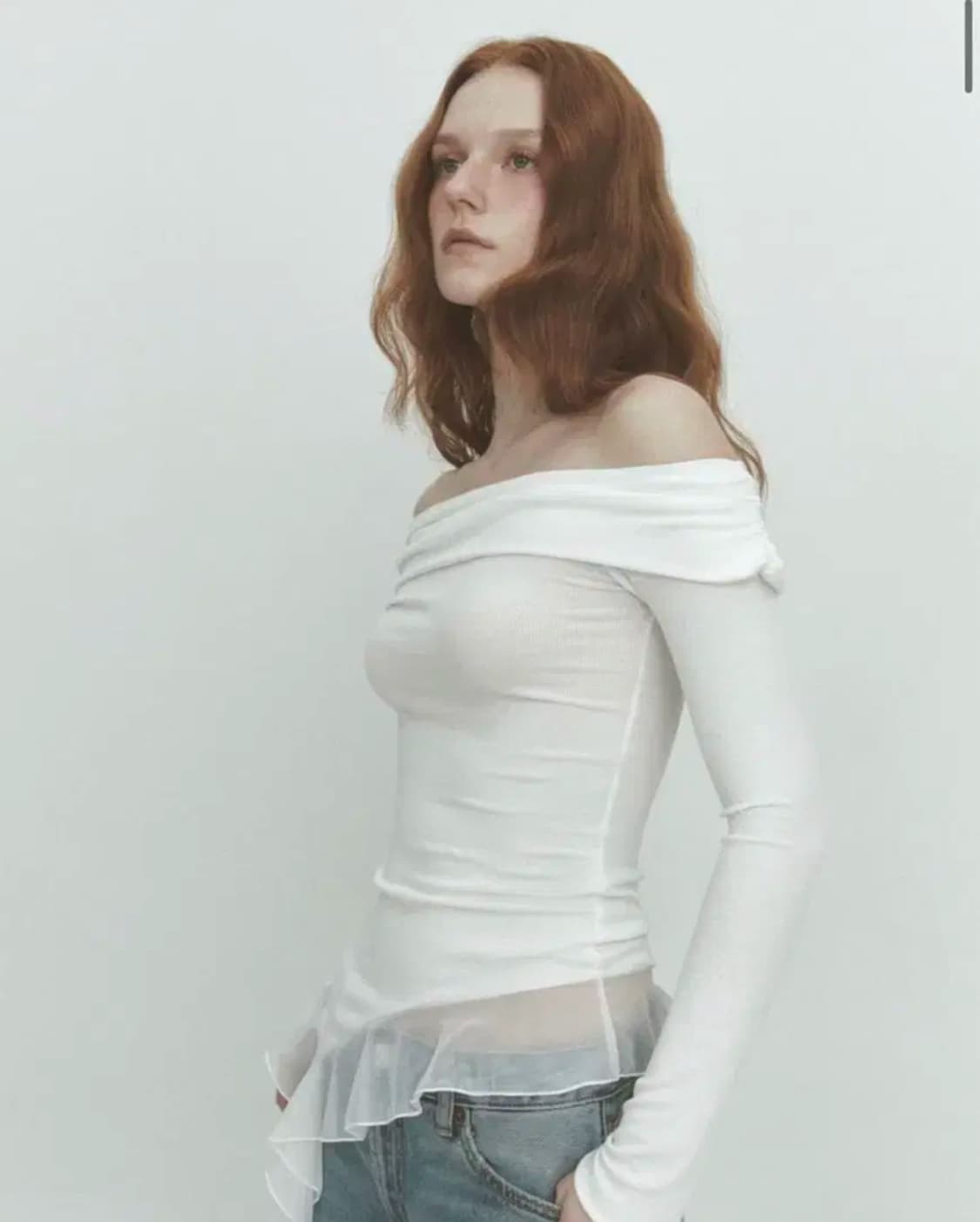 ASURA OBLIQUE SHIRRING WAVE T 오프숄더 티 상품이미지3