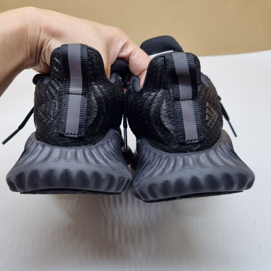 아디다스 알파바운스 인팅트 운동화230. 상품이미지4