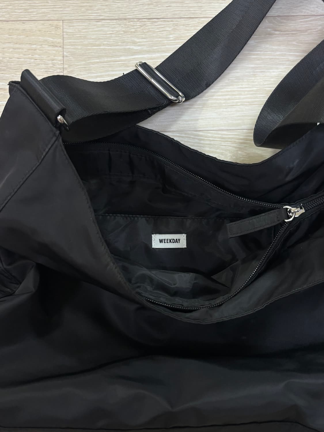 weekday 카리백 상품이미지6