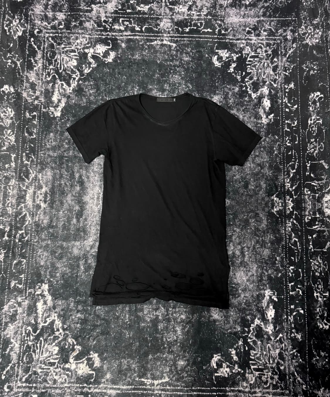Fuga black distressed t shirts 상품이미지1