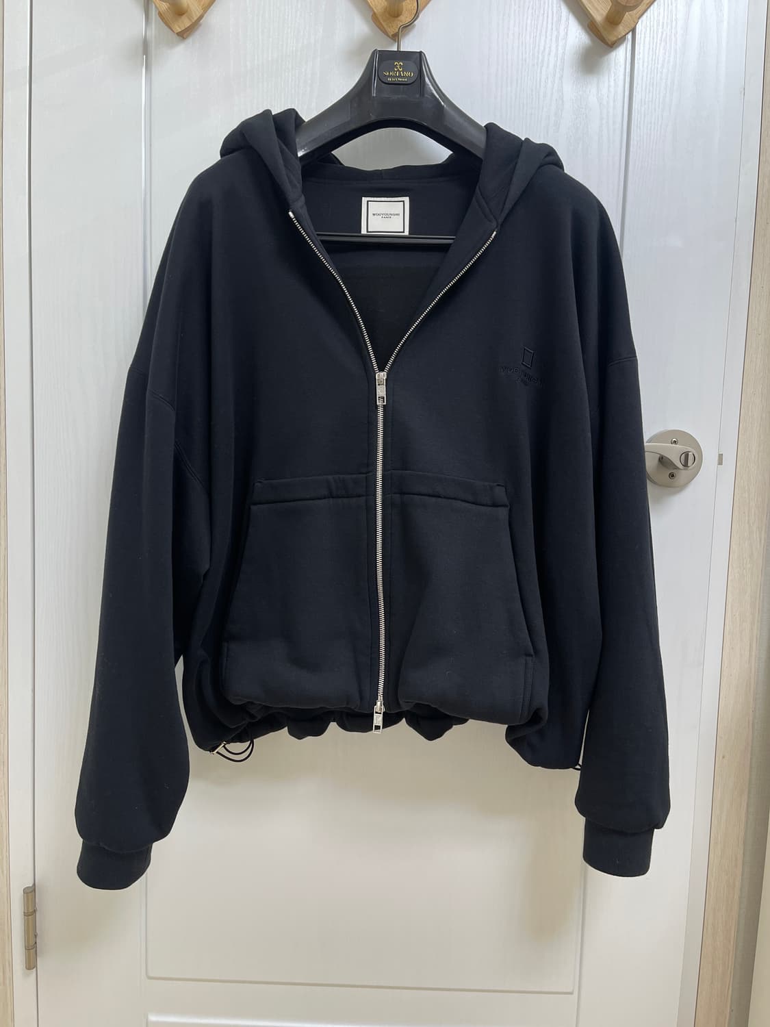 우영미 블랙 후드집업 48 사이즈 두꺼운소재 상품이미지1