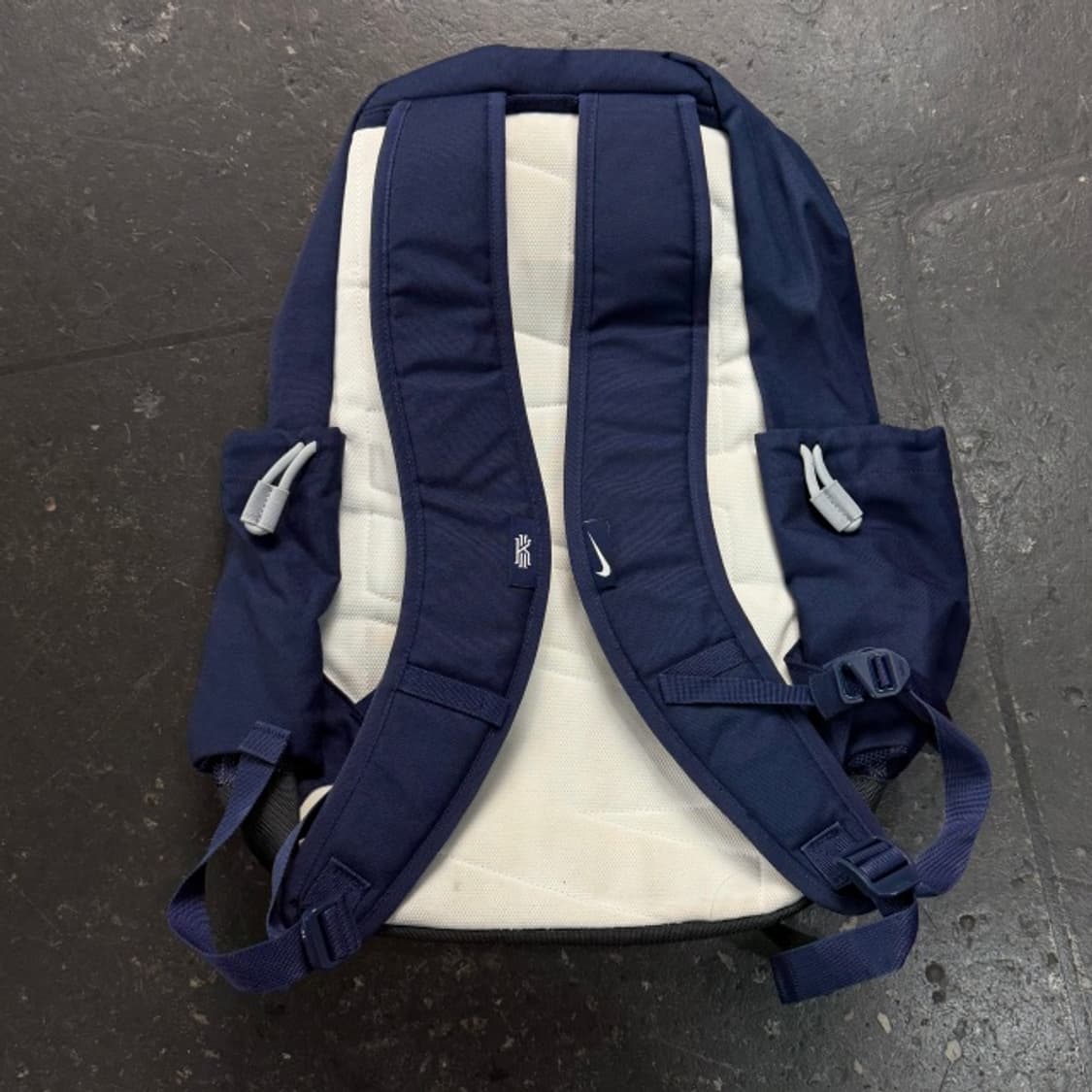 나이키 카이리 백팩  상품이미지3