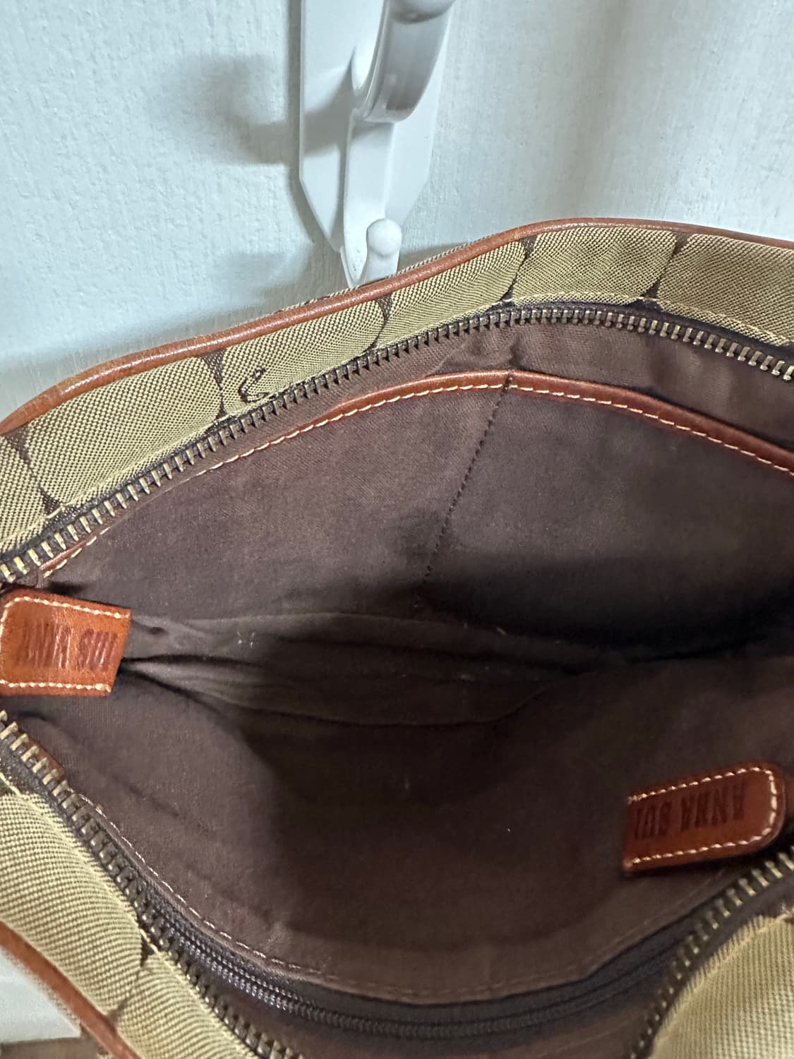 안나수이 도트 브라운 크로스백 상품이미지6