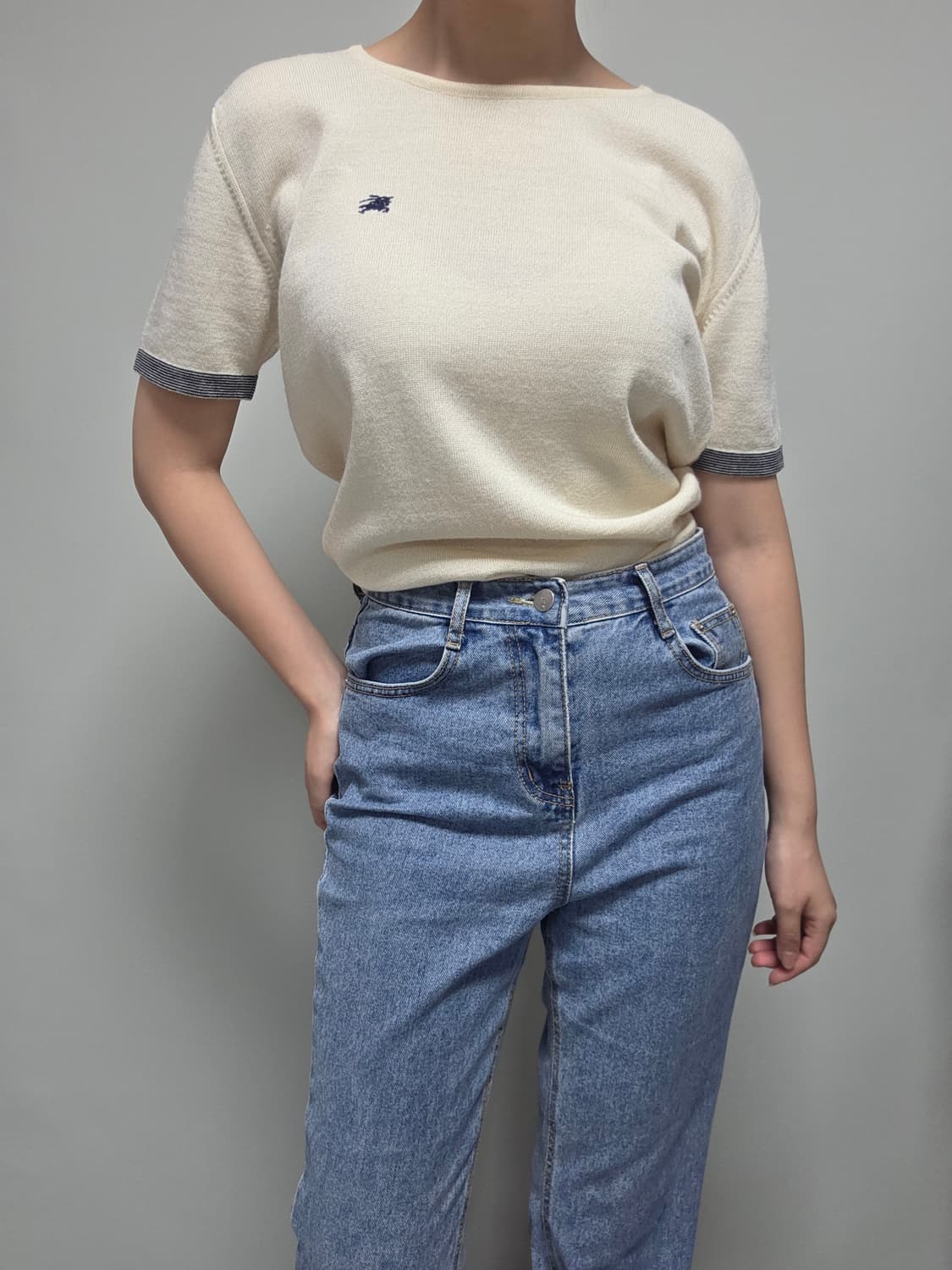 Burberrys / 아이보리 라운드 배색니트 (Black Stripe) 상품이미지7