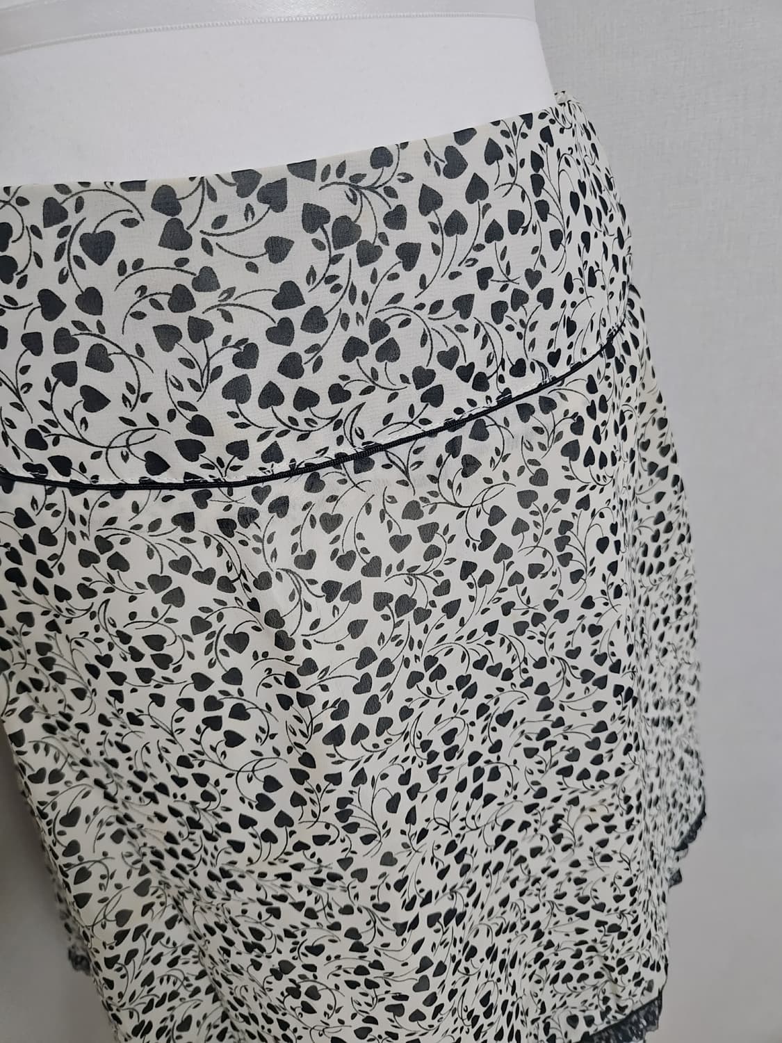 하트 레이스 미디 스커트 치마 상품이미지2