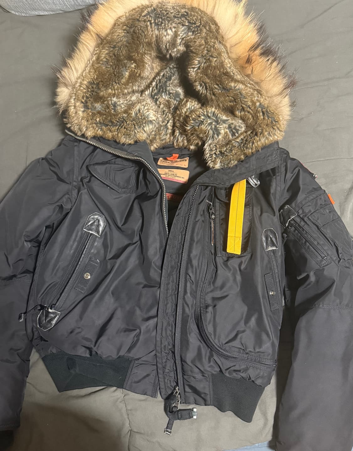 파라점퍼스고비 여성 숏패딩 상품이미지1