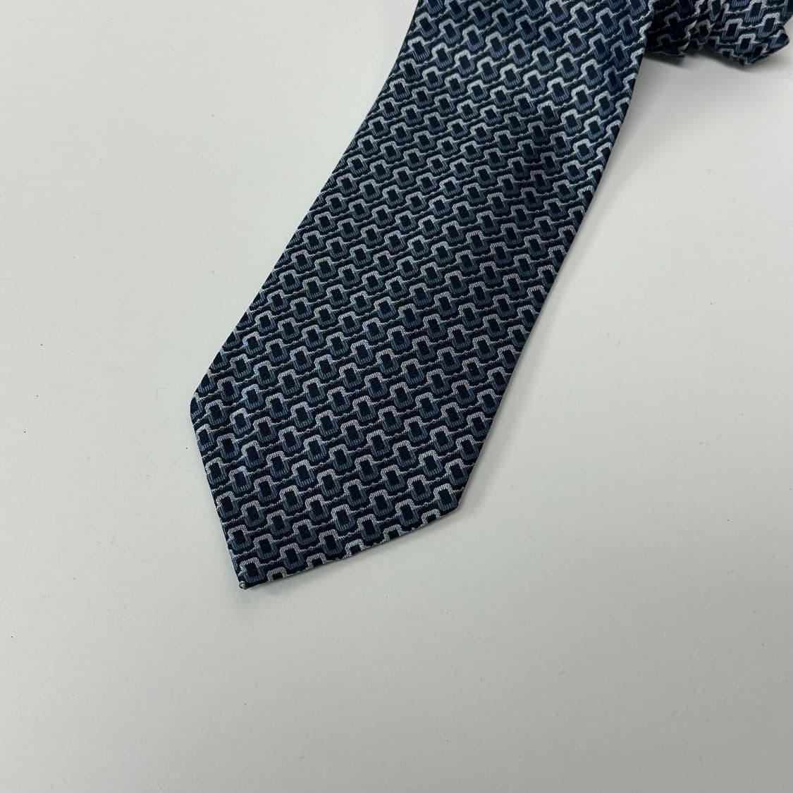 구찌 패턴 실크 넥타이 상품이미지2