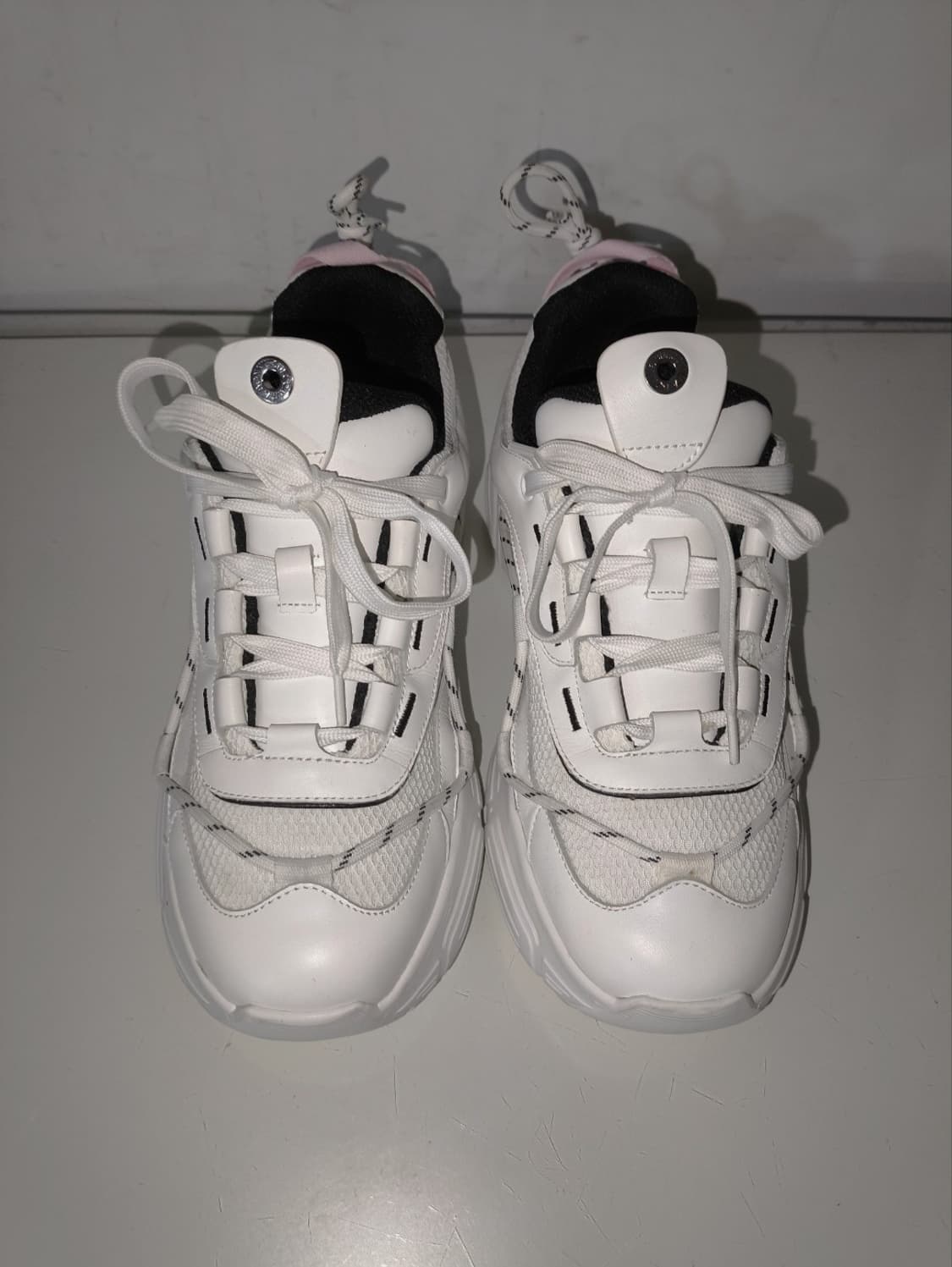 235mm 슈콤마보니 러너 스니커즈 상품이미지4