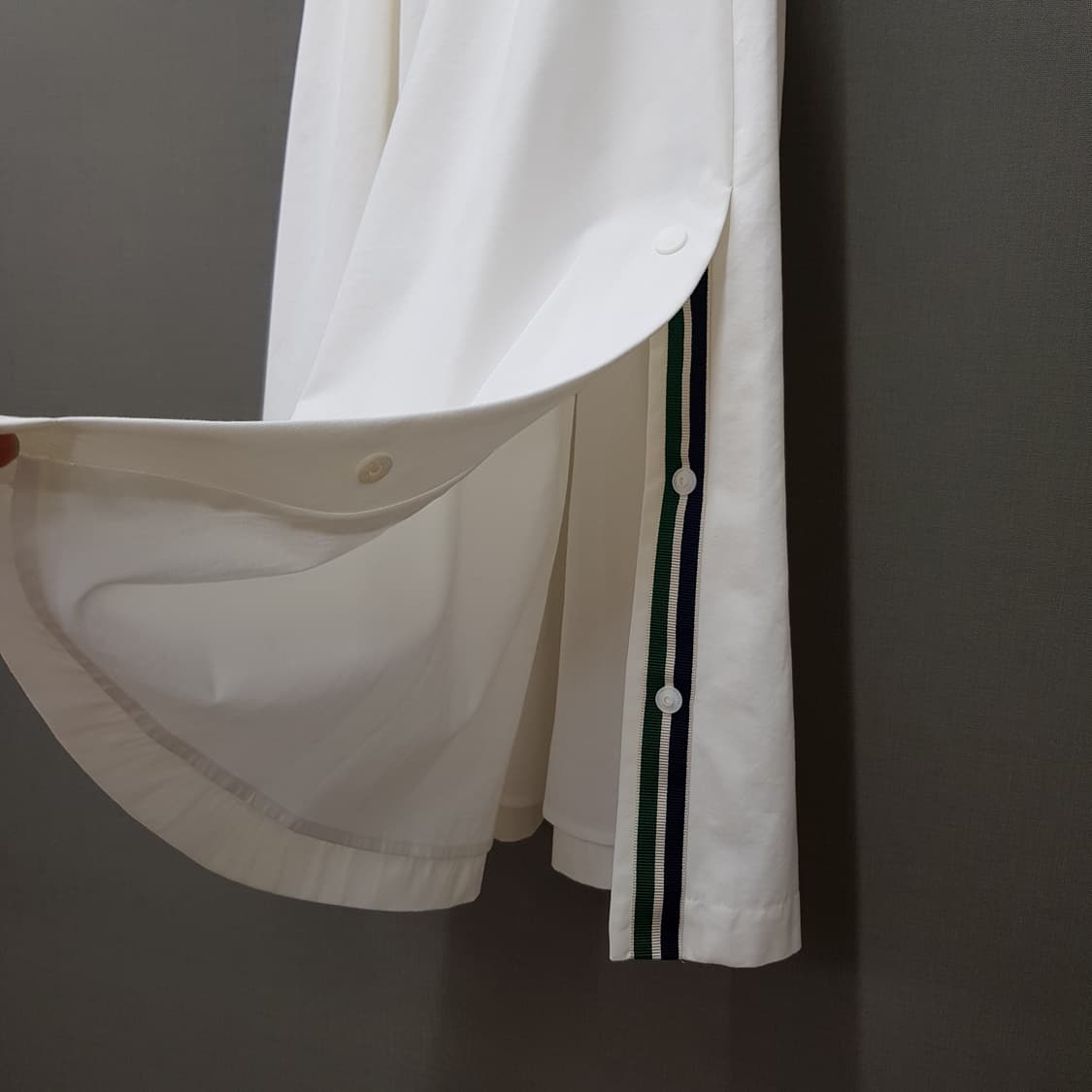 럭키마르쉐 2023 딩 플레어 스커트 s사이즈 상품이미지3