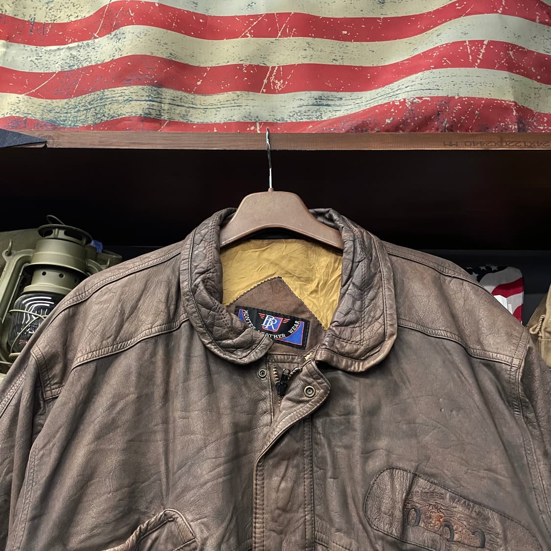 90s MONTES 레더 웨어 레이싱 패치 리얼 레더 자켓 상품이미지3