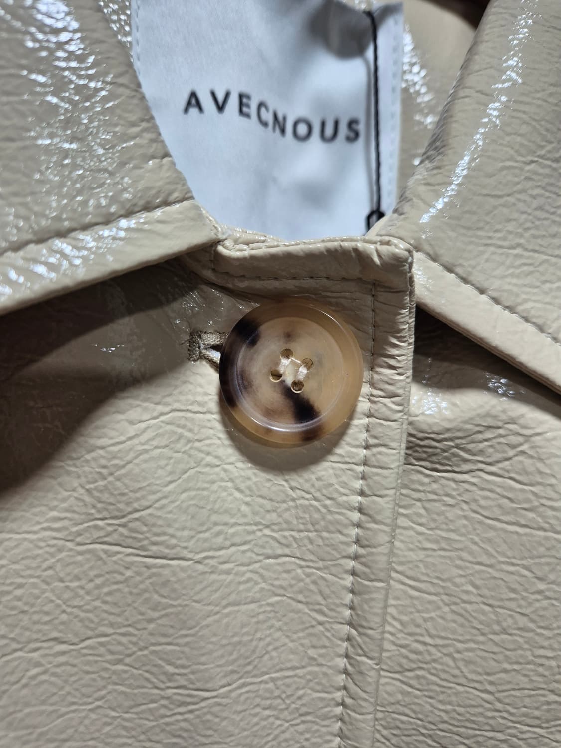 (새상품)아이보리 크롭 광택 레더자켓 상품이미지6