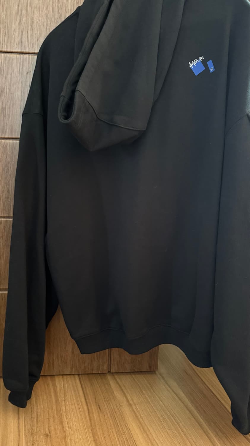 아더에러 9주년 후드티 상품이미지3