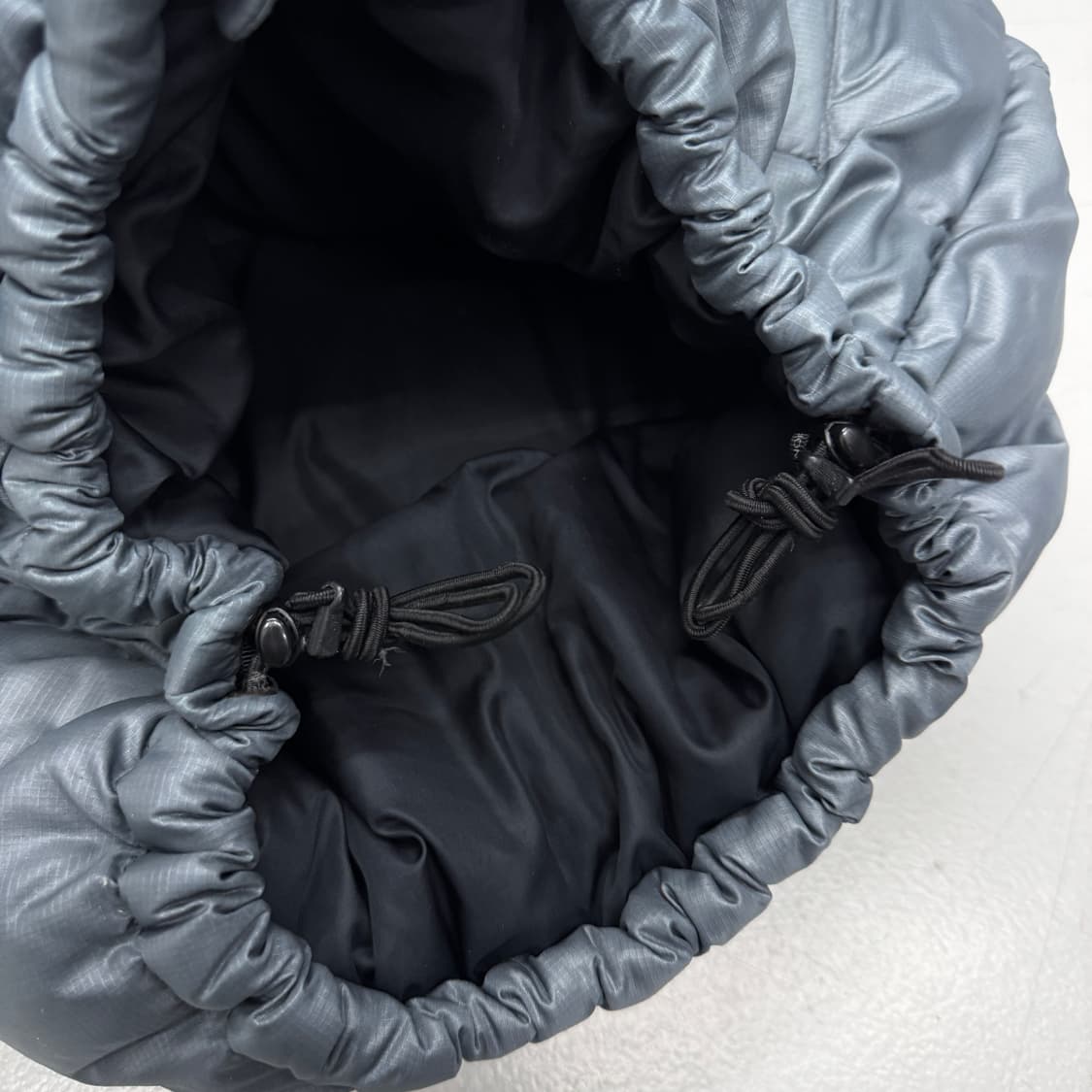 노스페이스 700 눕시 조끼패딩 구스다운 그레이 상품이미지5