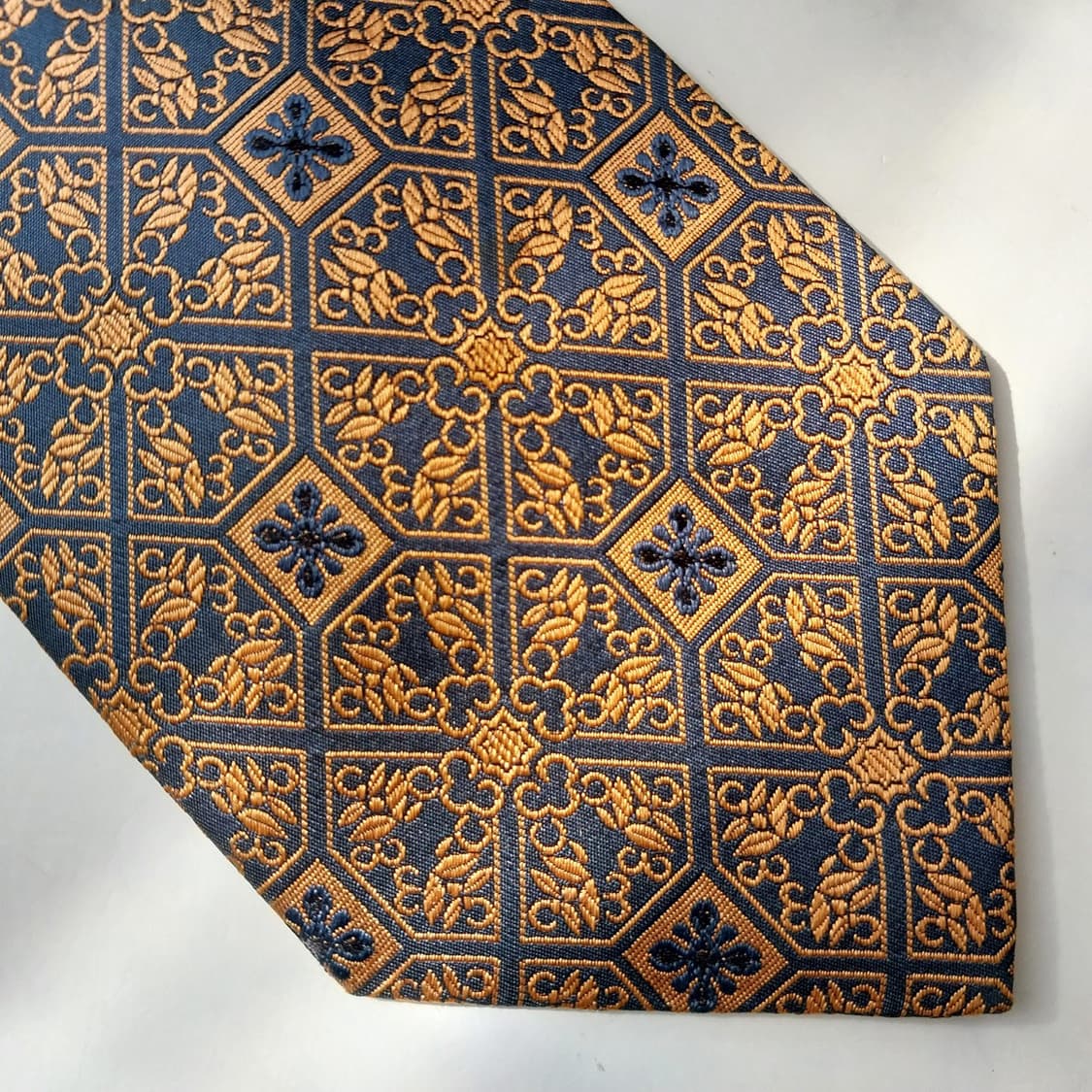 아쿠아스큐텀 넥타이 브라운 자카드 패턴 9.6cm A+등급 K2060 상품이미지6