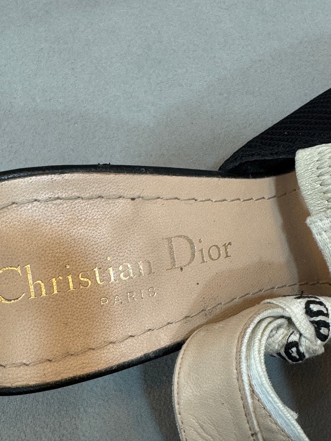 디올 펌프스 슬링백 힐 구두 36.5사이즈  상품이미지5