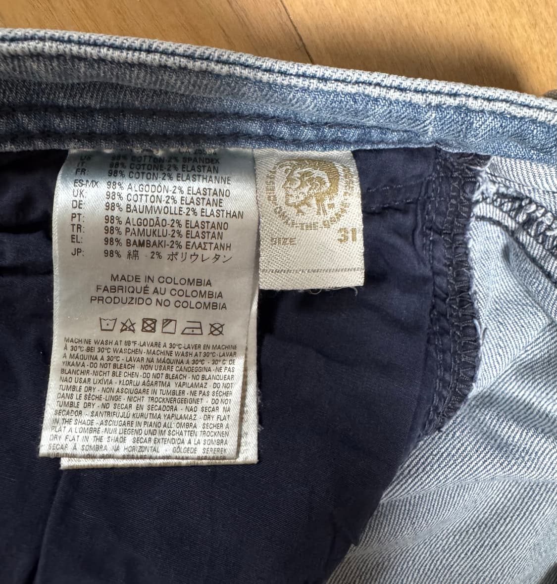 [31]디젤 BELTHER 레귤러 슬림 테이퍼드 청바지 상품이미지8