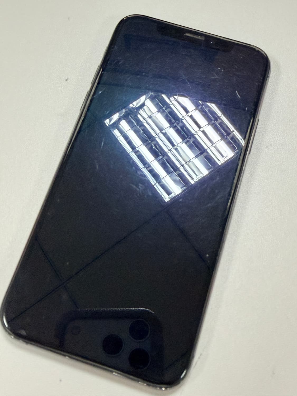 아이폰xs 256기가  상품이미지3