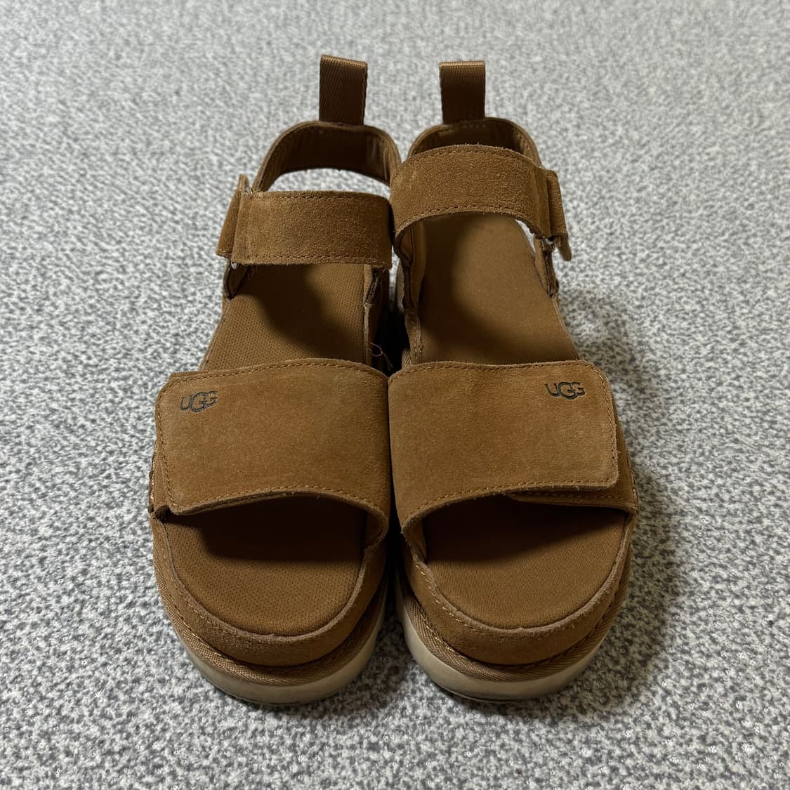 [정가 23만원] UGG 어그 스트랩 샌들 240 상품이미지5