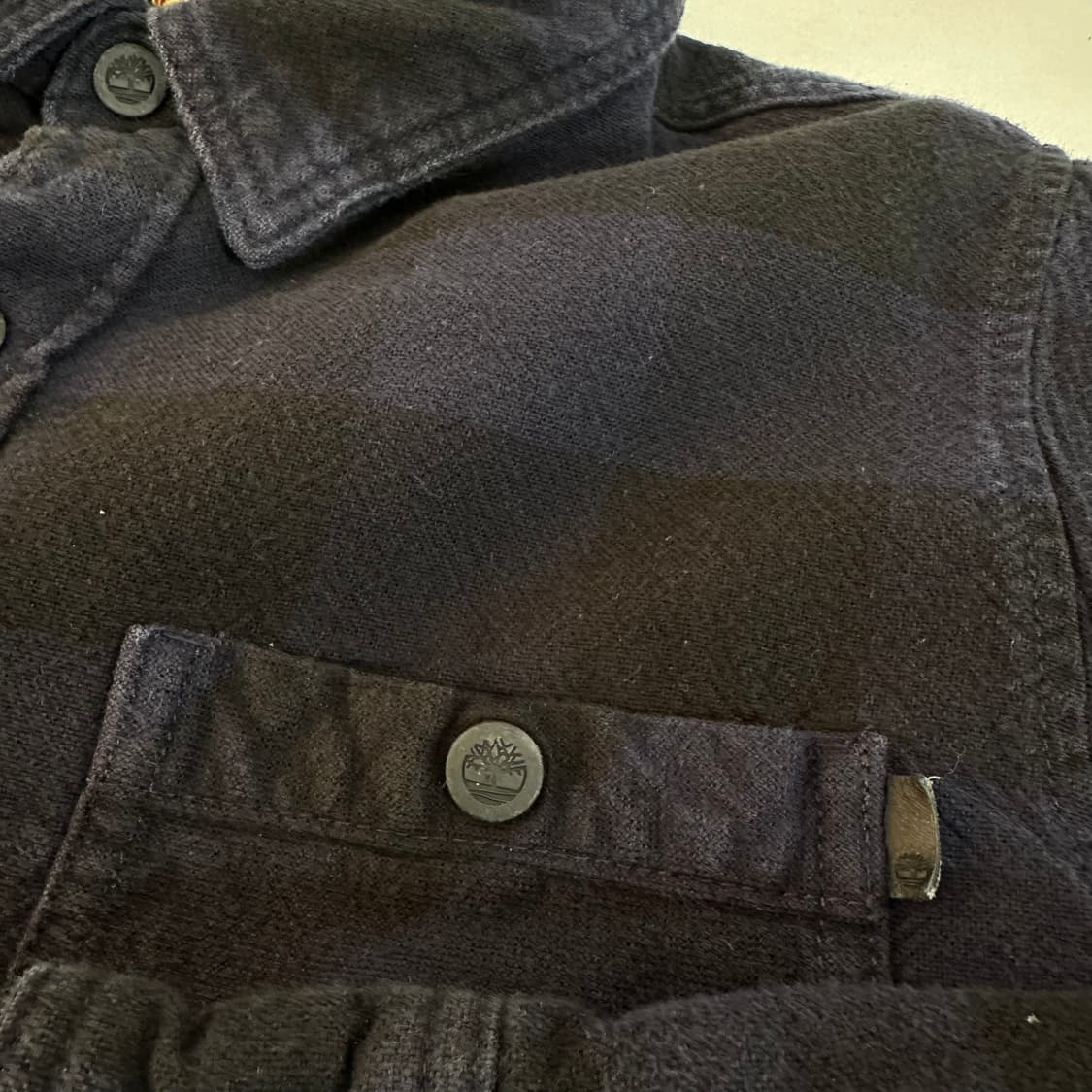 L 팀버랜드 검곤 안감양털 플란넬점퍼 상품이미지5