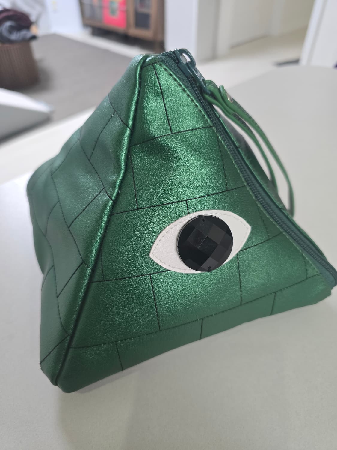 <Pundrunkers> 전시안 피라미드 파우치 상품이미지3