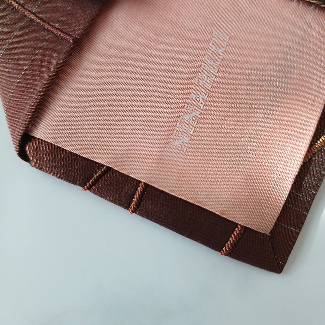 니나리치 실크 브라운 스트라이프 넥타이 9.4cm A등급 A18974
 상품이미지7