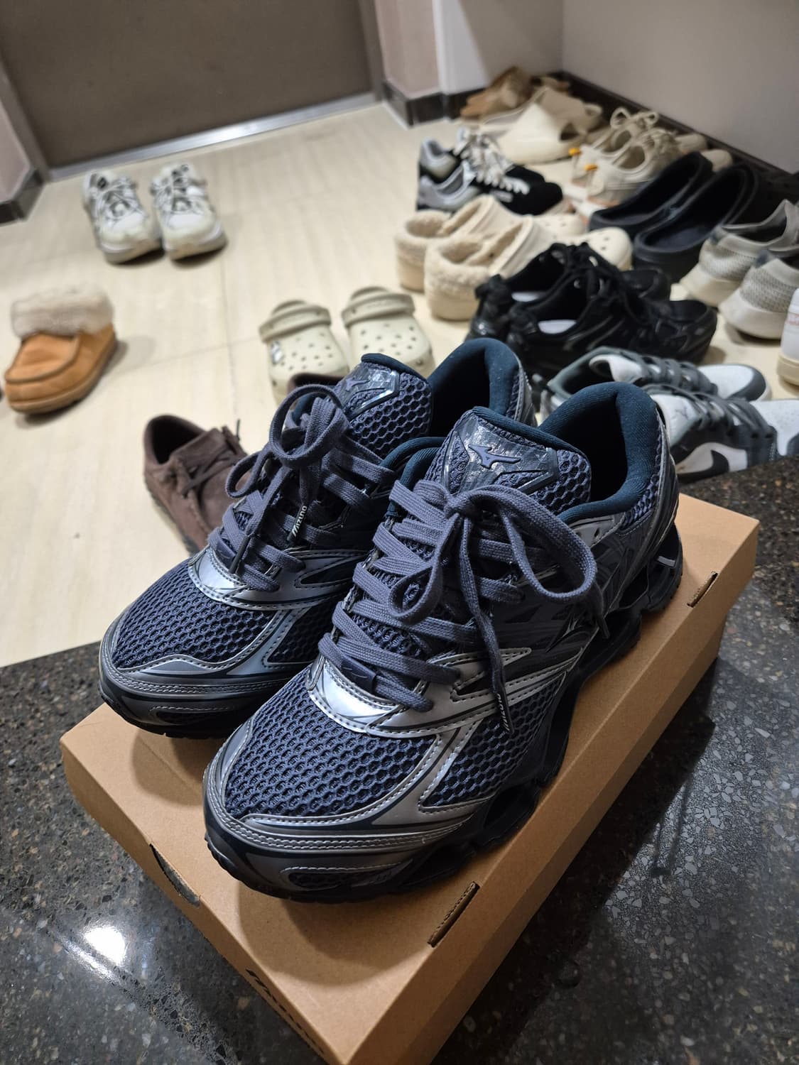 미즈노 웨이브 프로페시 LS 오디세이 그레이블랙 270 상품이미지4