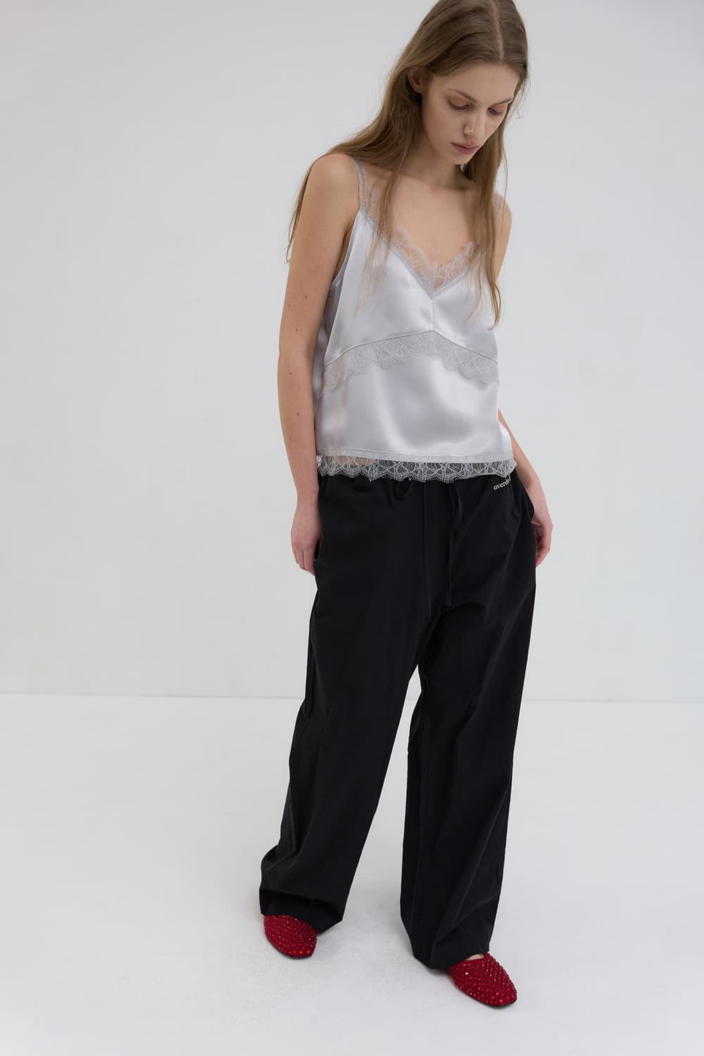 오버듀플레어 새틴 슬리브리스 상품이미지5