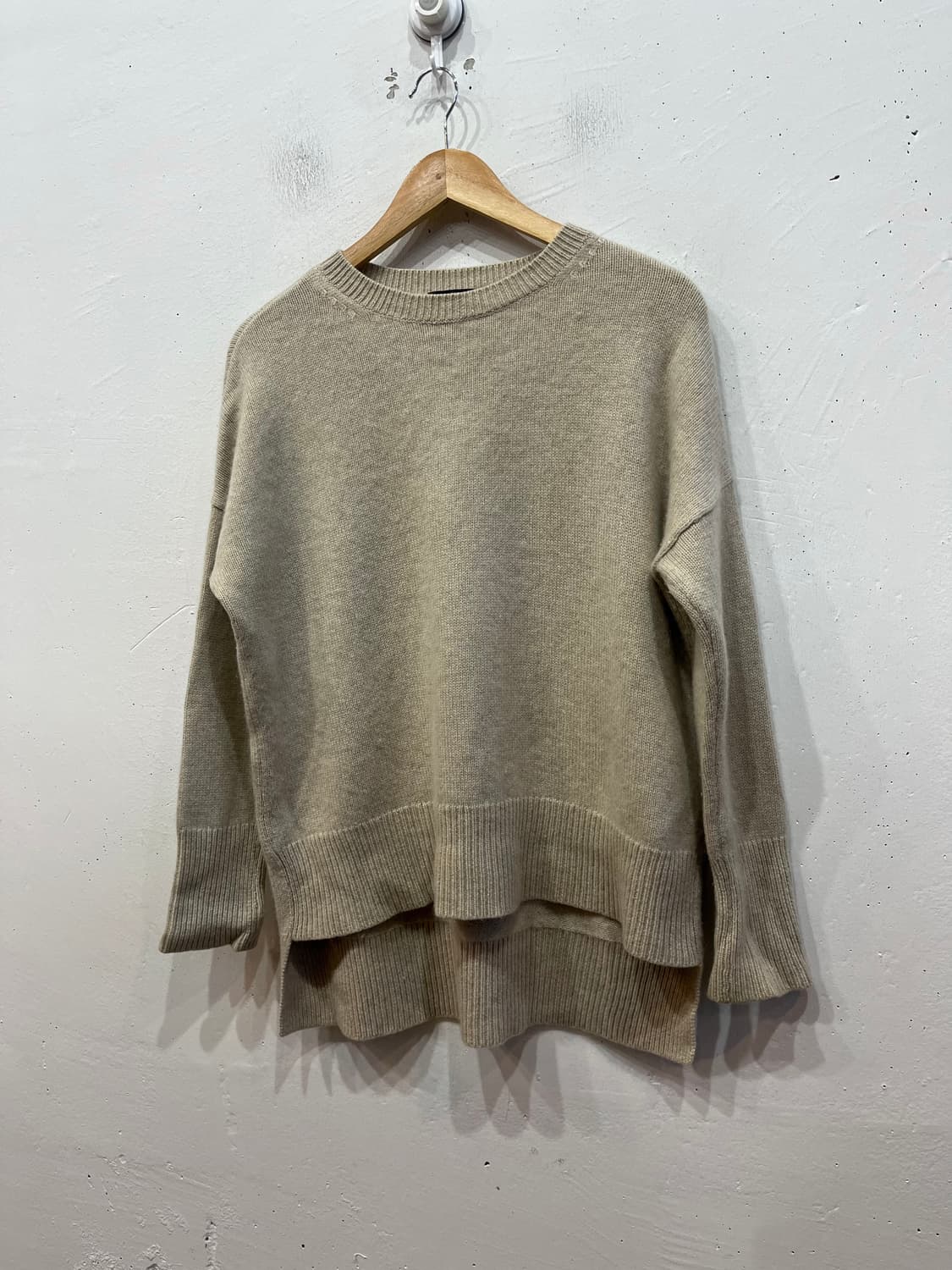 theory 띠어리 캐시미어100% 니트 우먼즈  상품이미지1