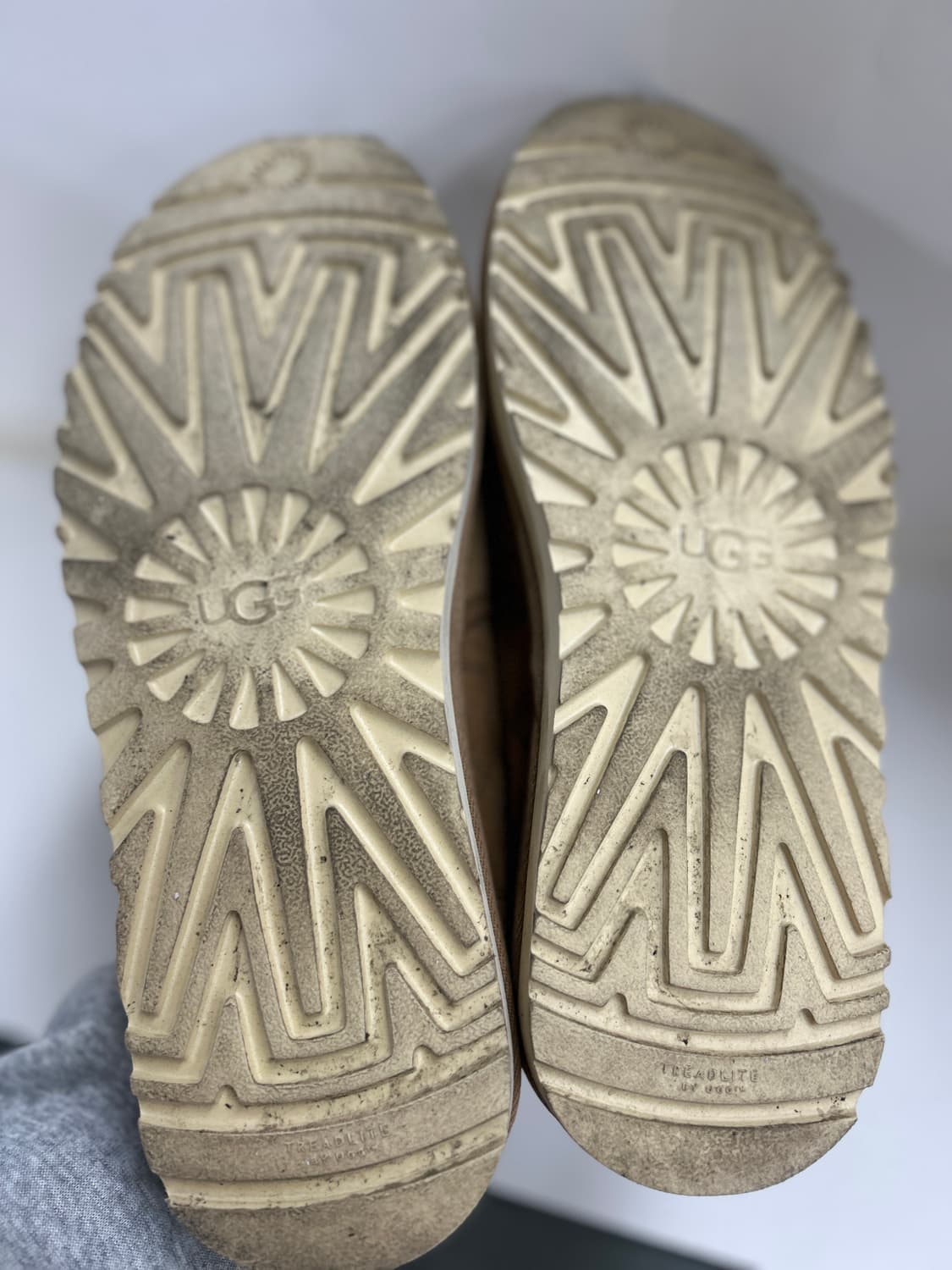 칠드런 오브 더 디스코댄스 UGG 콜라보 자수 슬리퍼 10 상품이미지10