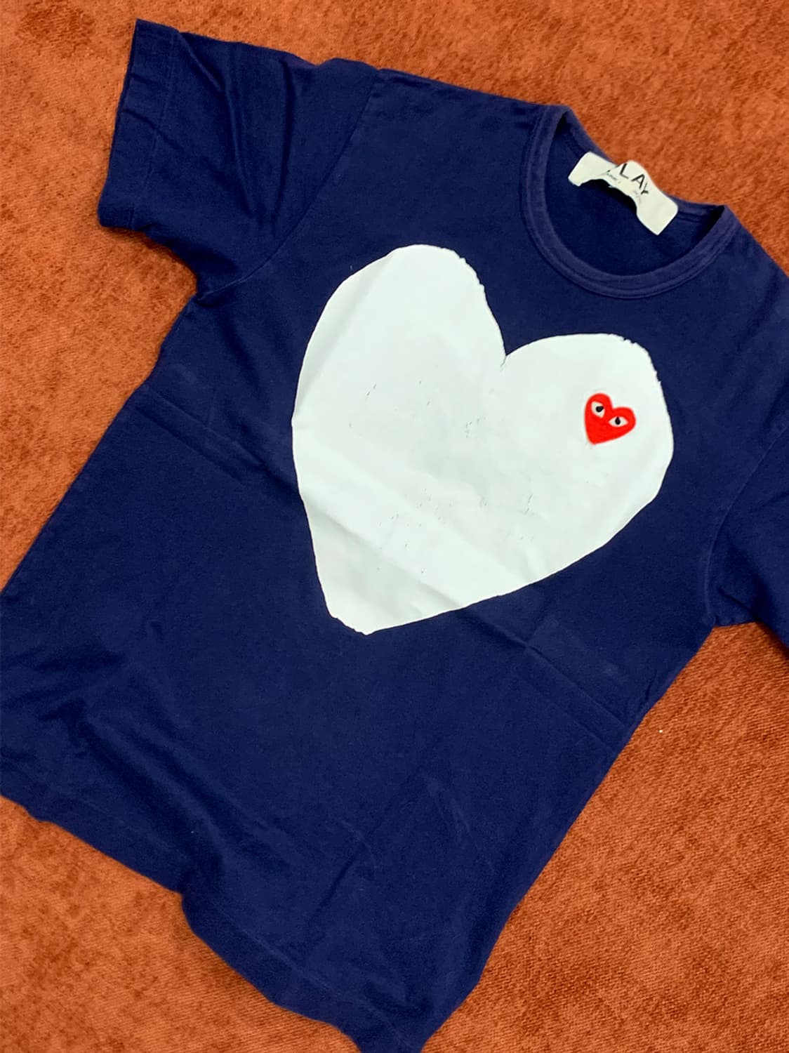 꼼데가르송 PLAY 하트 와펜 프린트 반팔 티셔츠 상품이미지5