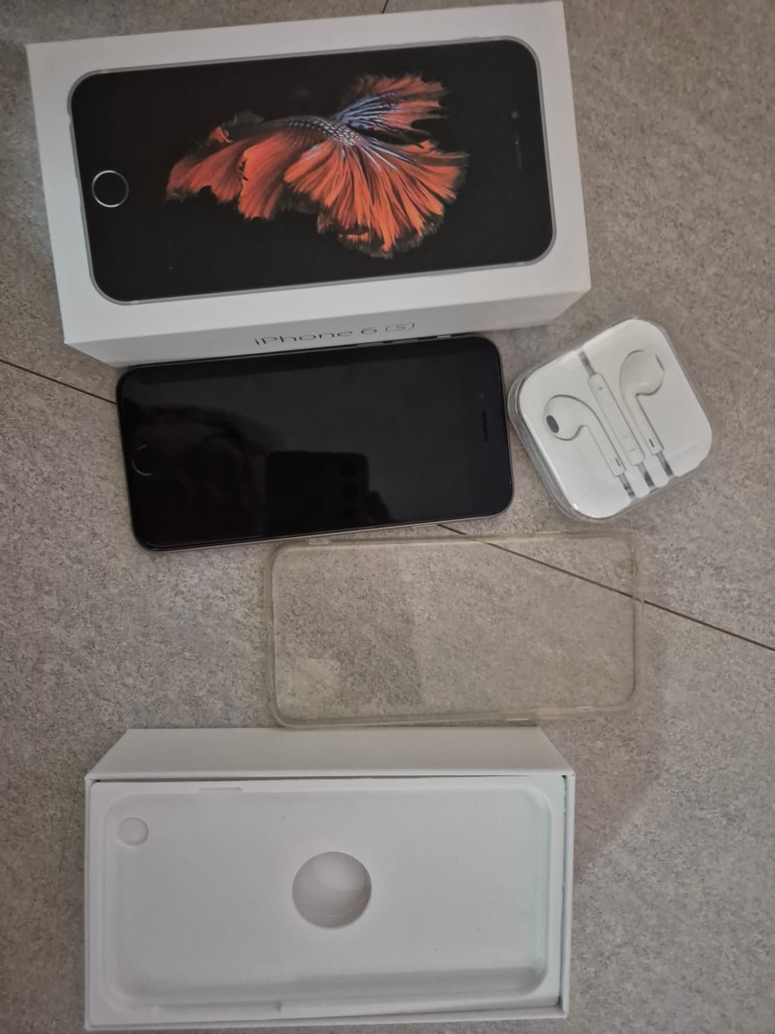 아이폰6s 스페이스그레이 64Gb 박스 이어팟 포함 상품이미지3