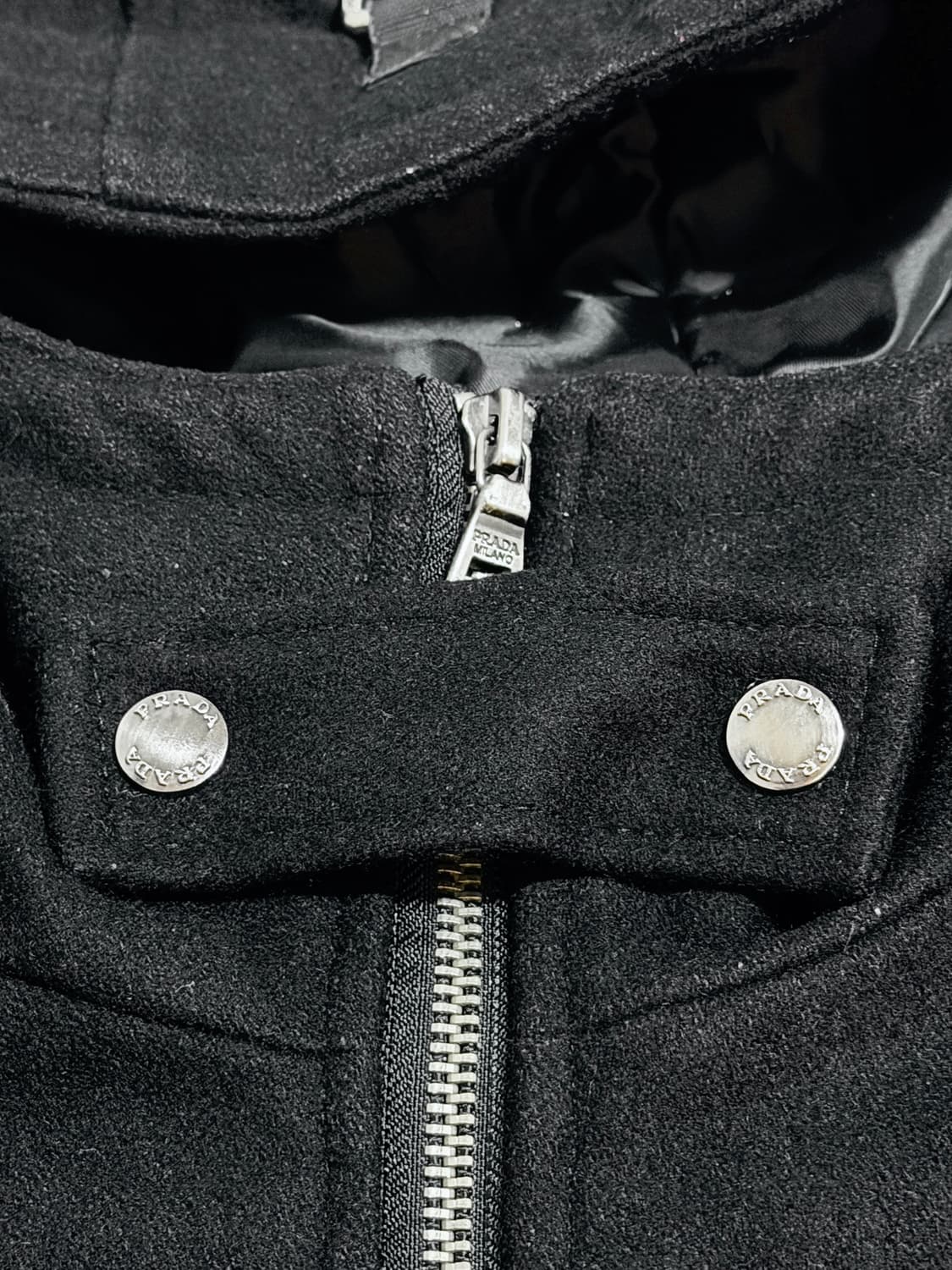프라다 스포츠 후드 버클 코트 상품이미지6