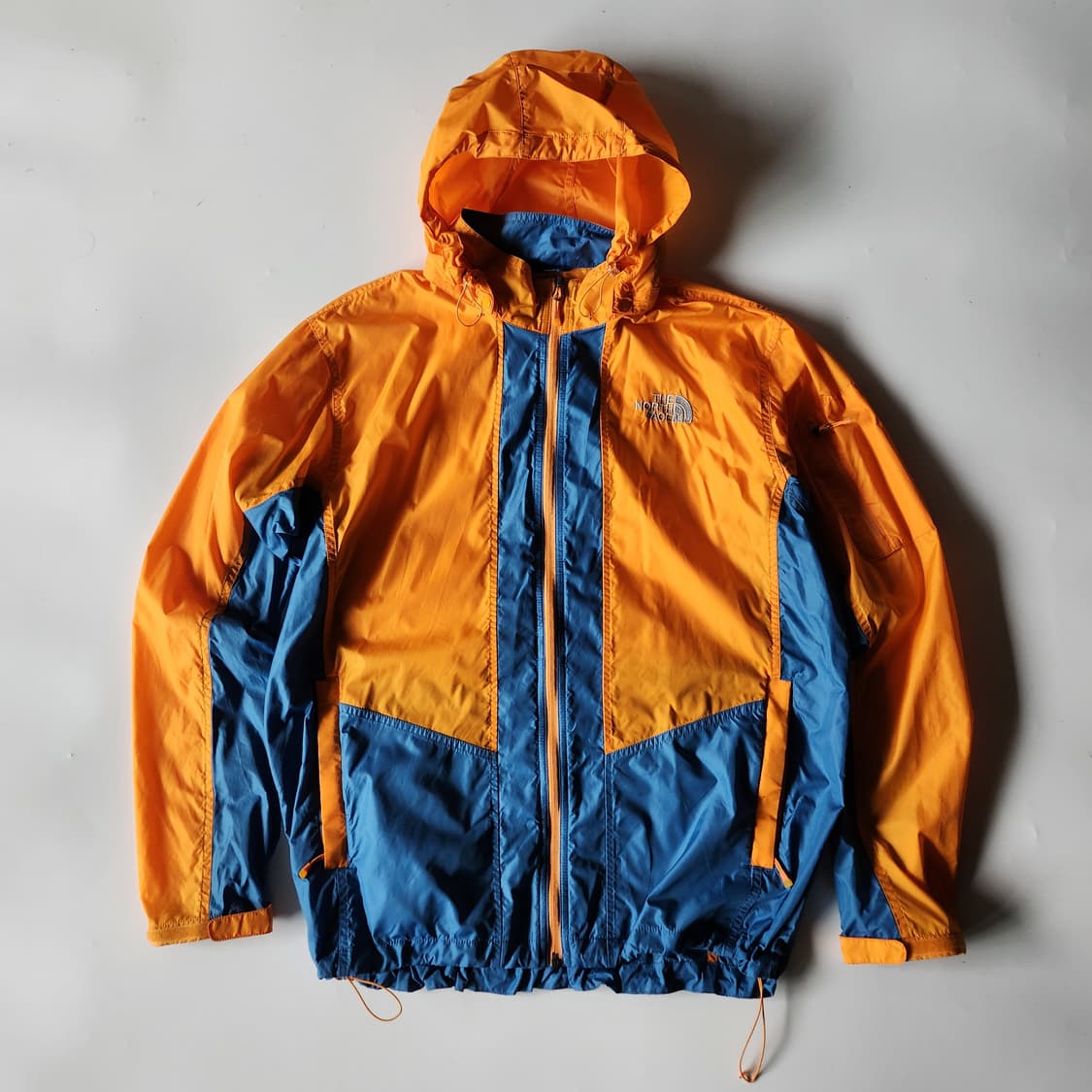 노스페이스 바람막이 상품이미지1
