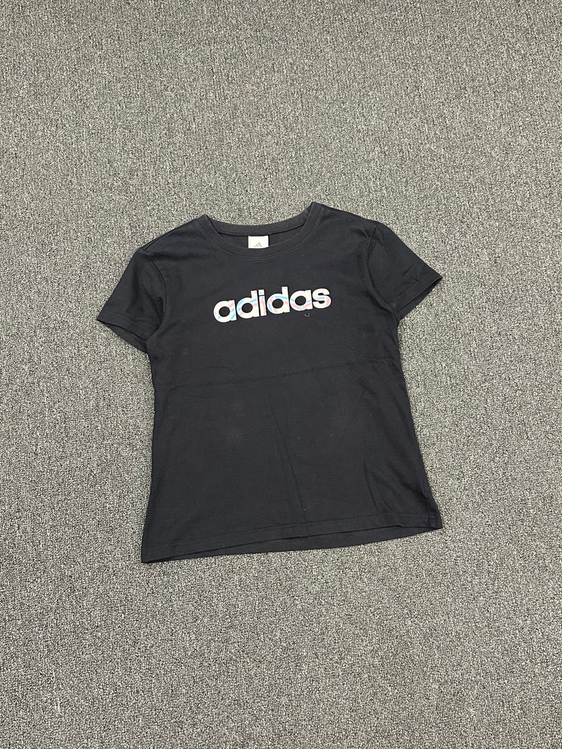 M)아디다스 여성멀티 프린팅 반팔 상품이미지1