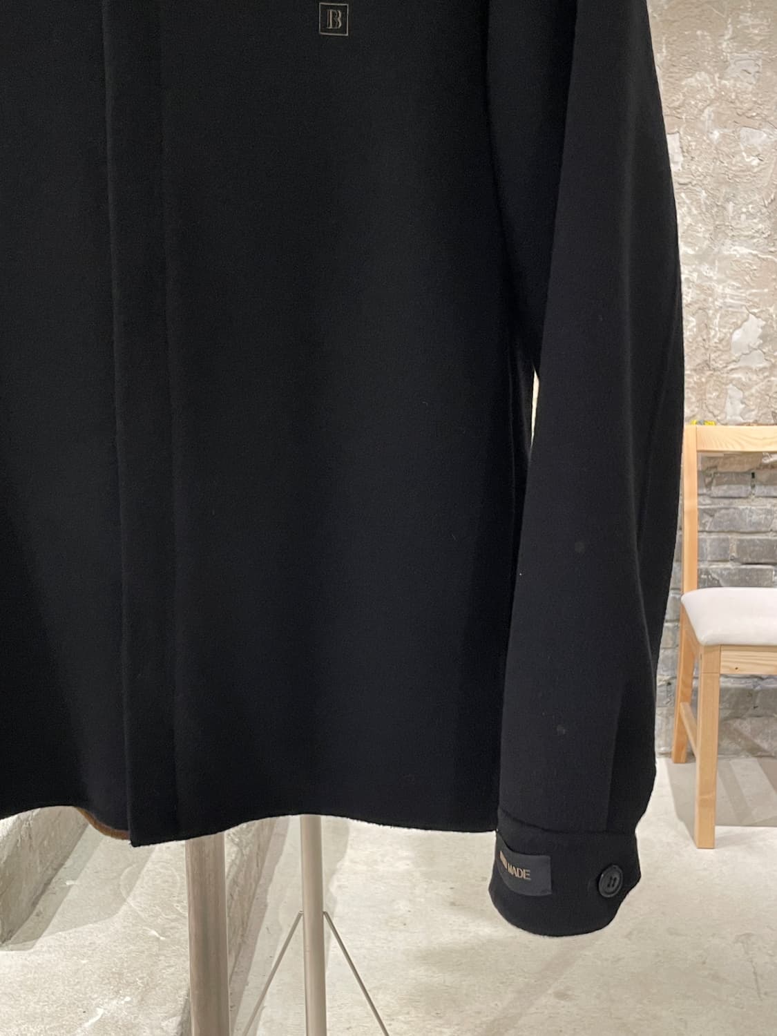 발망 블랙 박스 로고 히든 집업 울 캐시미어 자켓 상품이미지5