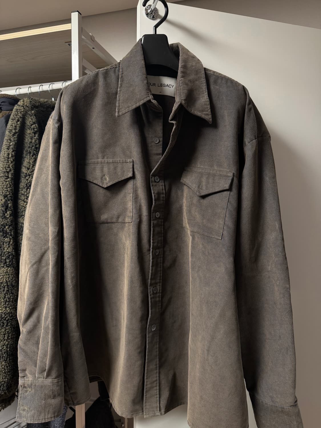 아워레가시 올리브 코듀로이셔츠 상품이미지1