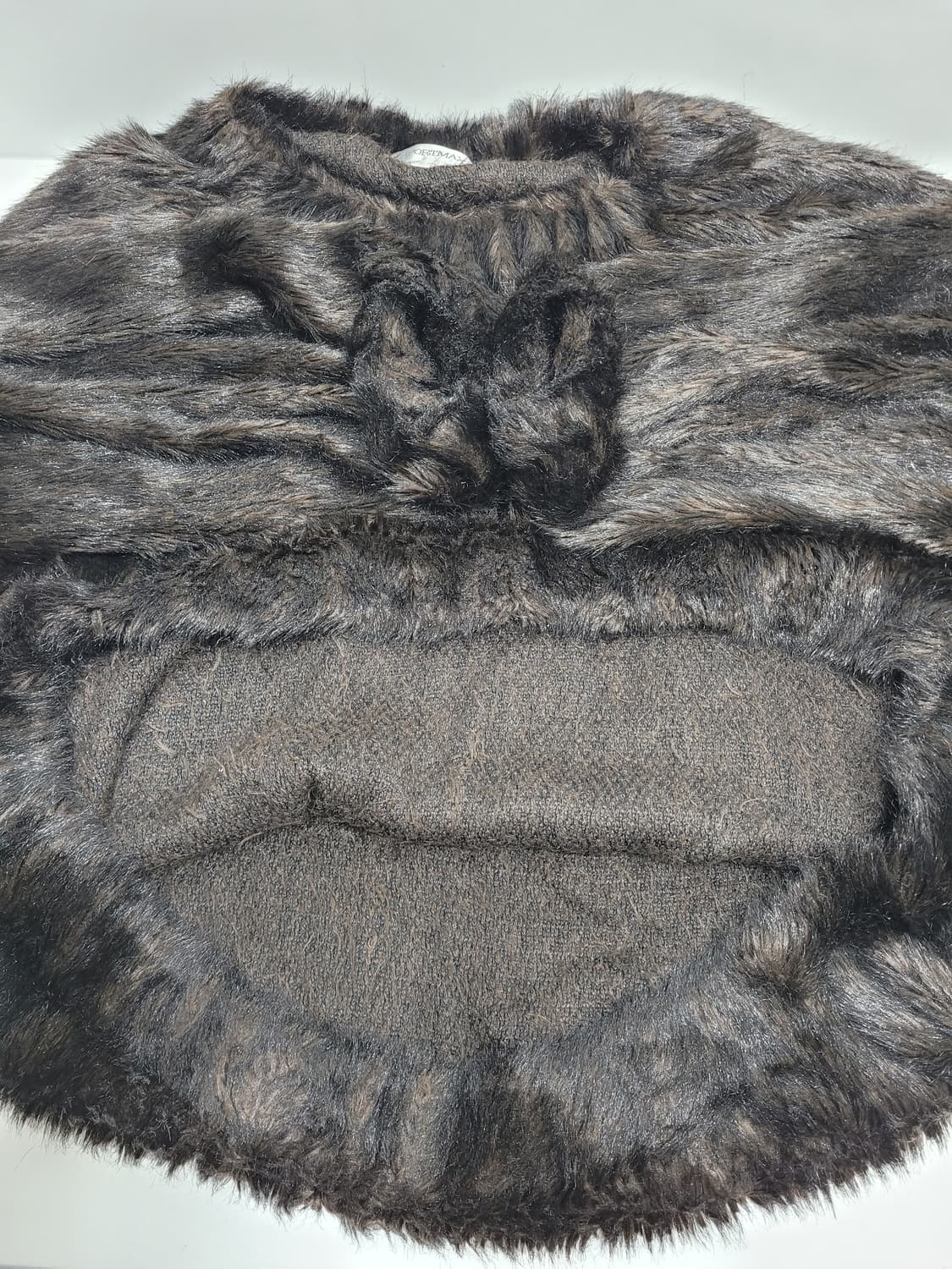 스포트막스 페이크퍼 오버핏 티셔츠 / 여 FREE 블랙+브라운
 상품이미지6