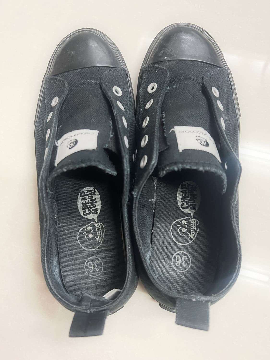 칩먼데이 블랙 스니커즈 230 상품이미지4