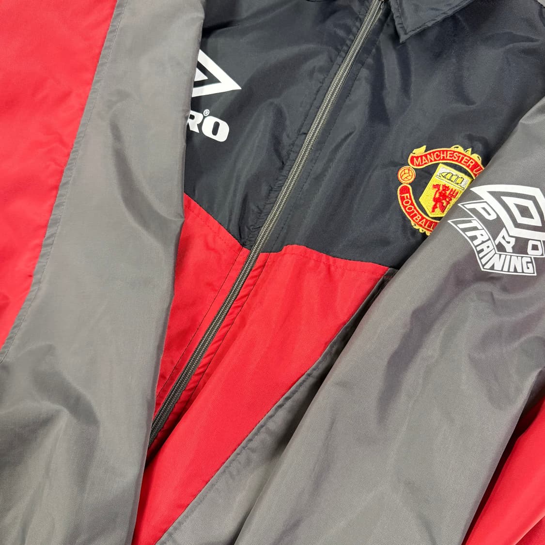 94-95 맨유 트레이닝 자켓 상품이미지5