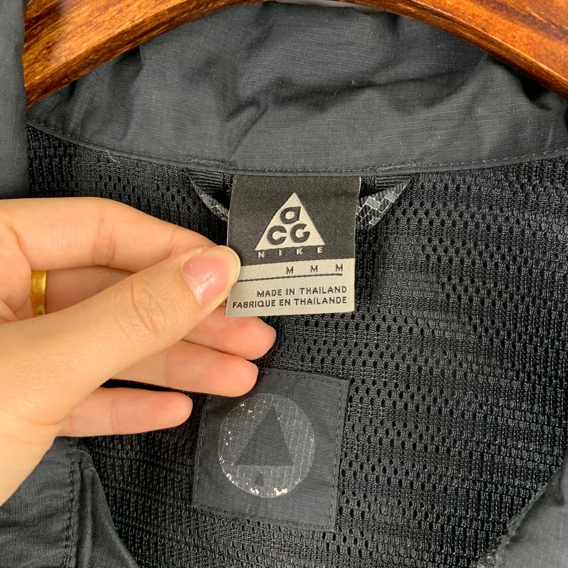 나이키 acg 로고 블랙 바람막이 상품이미지6
