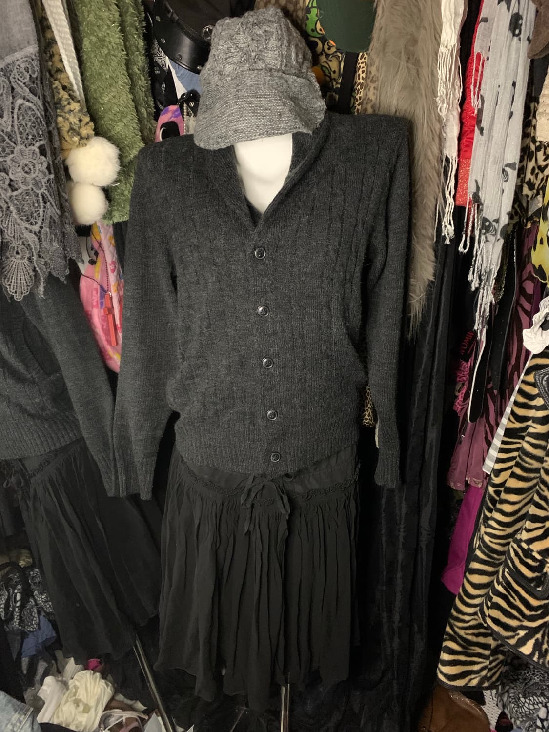 모리 미세키서울st y2k 딥그레이 카라 가디건 상품이미지1