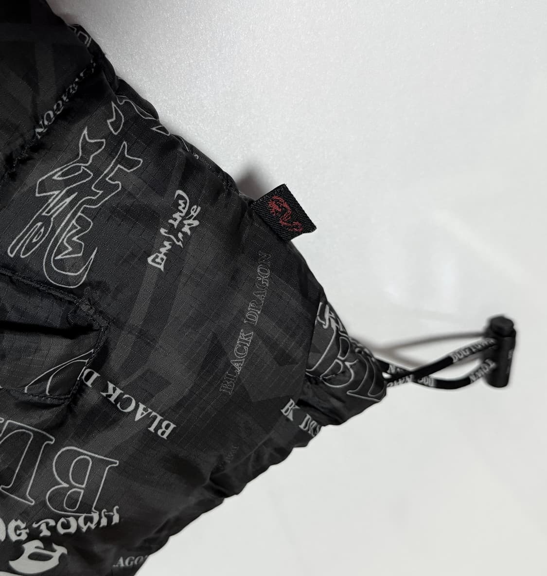 도그타운 블랙 드래곤 패턴 패딩 블랙 상품이미지7