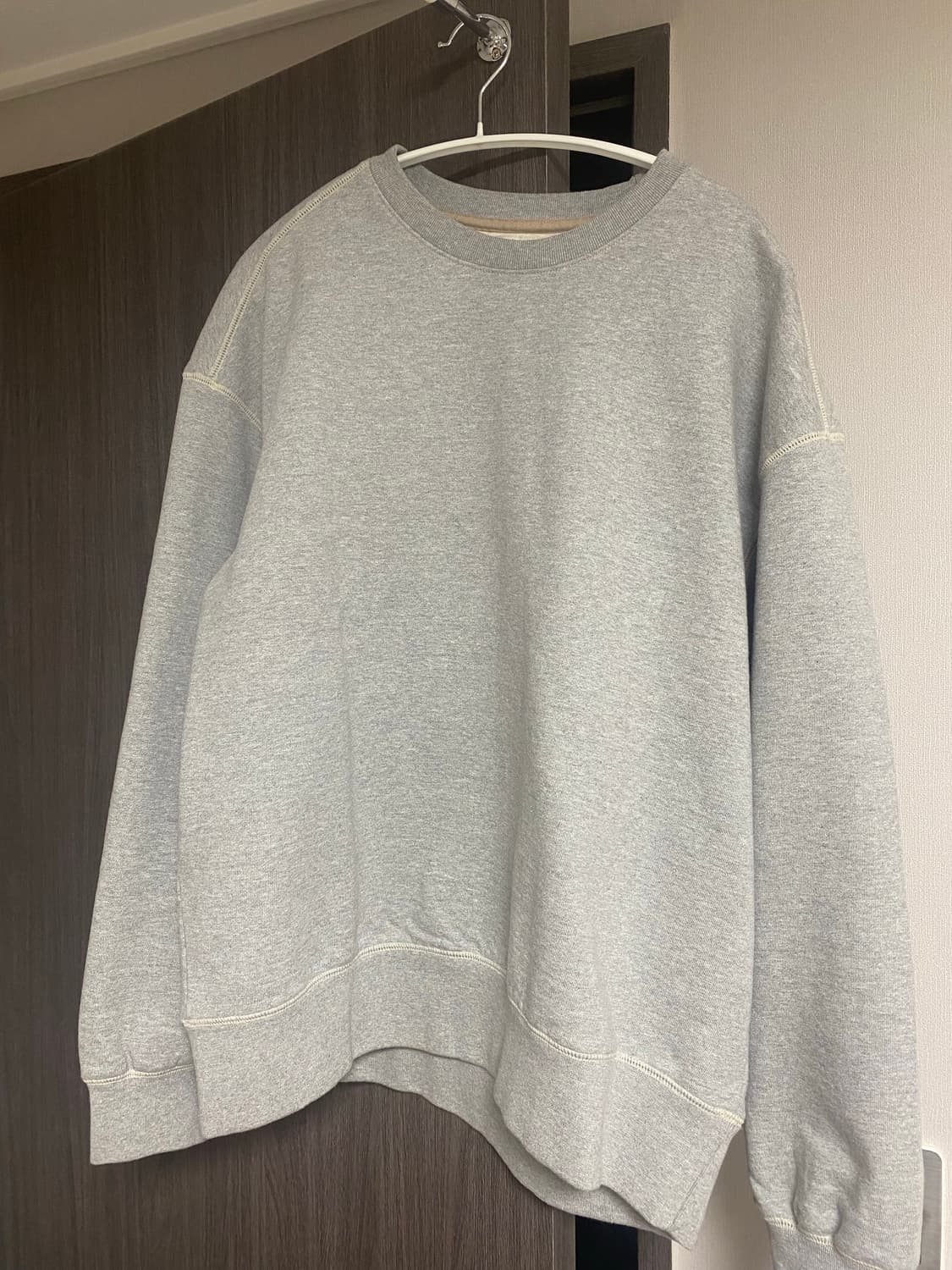 러프사이드 맨투맨 상품이미지1