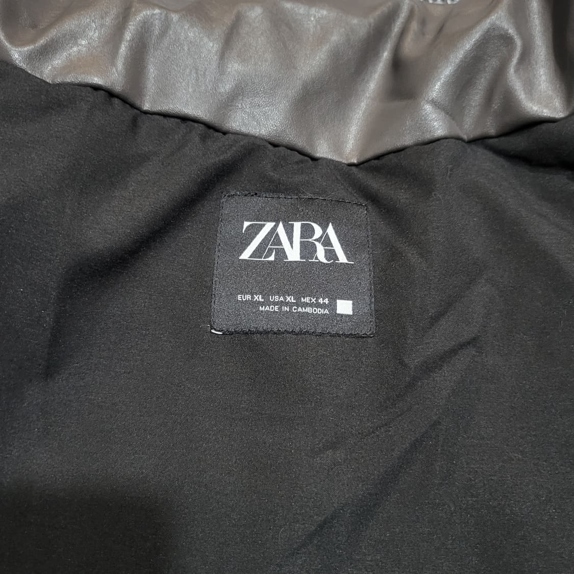 자라 페이크레더 패딩 점퍼 (XL) 상품이미지4