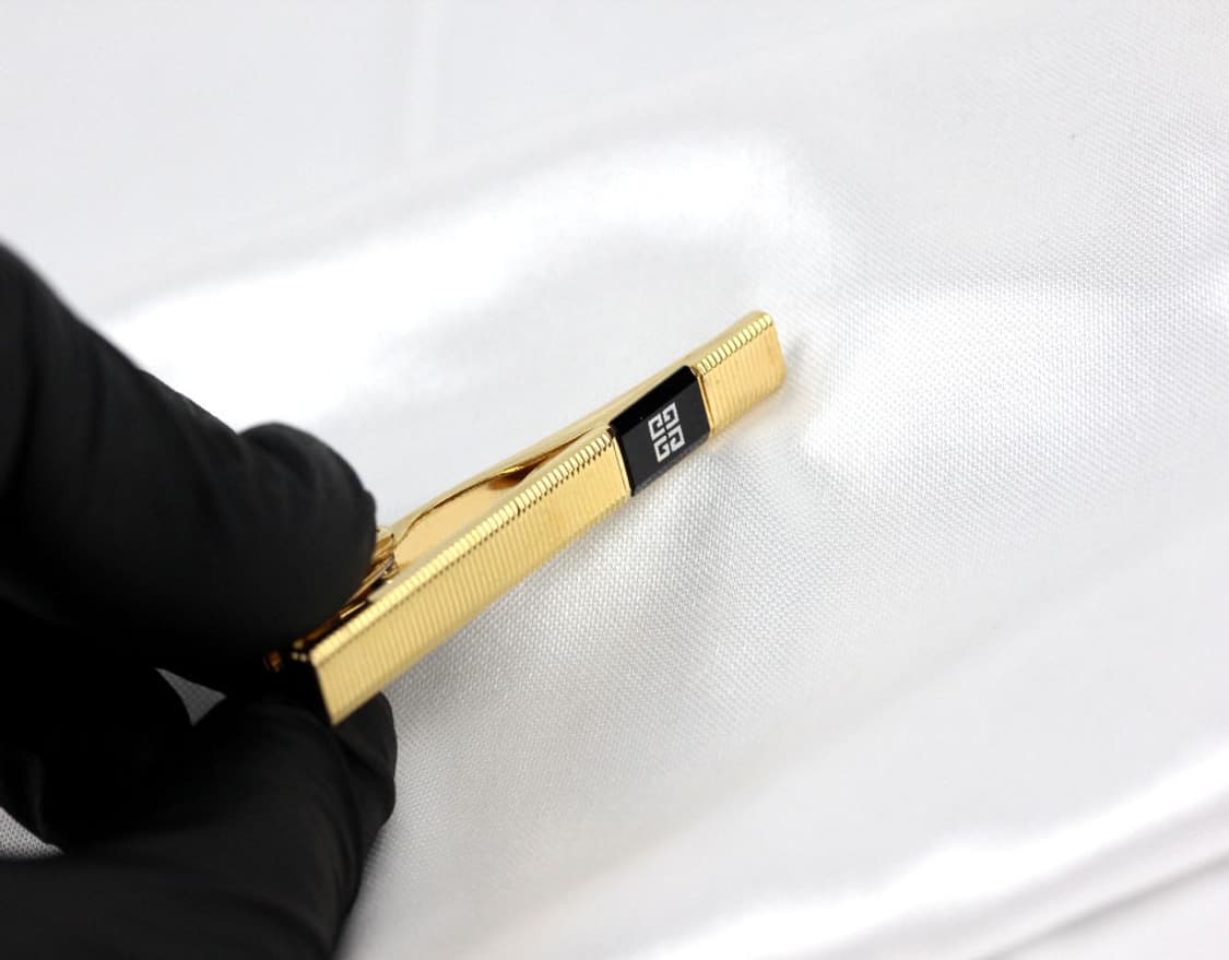 지방시 A등급 5cm 남자 명품 넥타이핀 1% 할인 상품이미지4