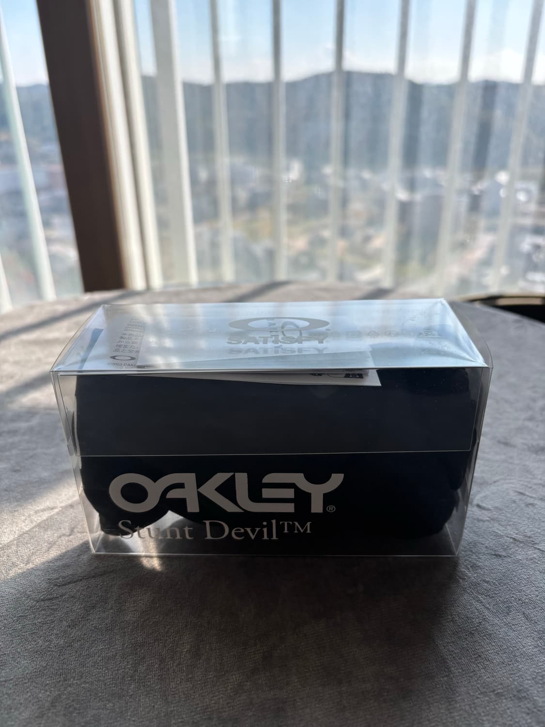 새티스파이 x 오클리 스턴트 데빌 브라운 상품이미지2