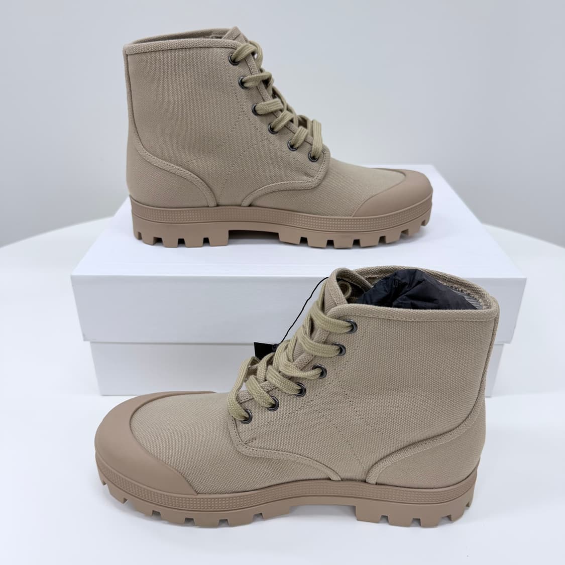 [미사용/250] 셀린느 파타판 캔버스 레이스업 부츠 샌드 베이지 상품이미지5